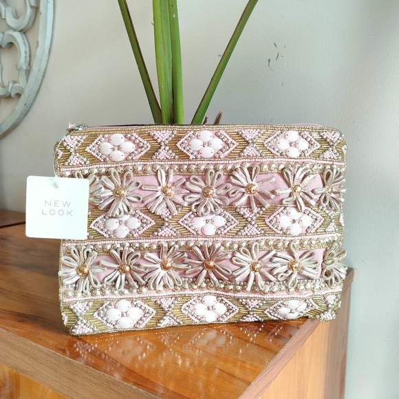 New Look Embellished Rose Gold and Pink Pouch - Picture 6 of 16